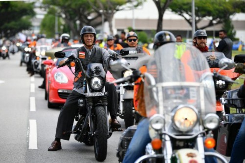 File:Mohamed Abdullah Alhabshee motorcycle charity convoy.jpg
