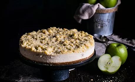 File:Cinnamon Apple Cheesecake Foodgnostic.jpg