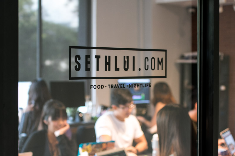 File:Sethlui.com Logo.jpg