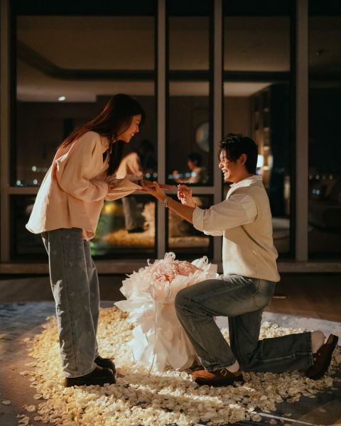 File:Hazelle and James proposal.jpg