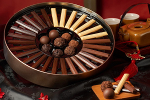 Beautiful Reunion Chocolate Tray.jpg
