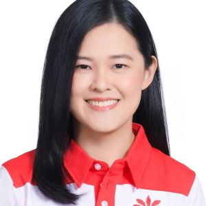 Stephanie Tan Profile Picture.jpg