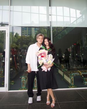 Mabel Kee and her ex-fiance, pictured at her Republic Polytechnic graduation. Photo from Instagram.