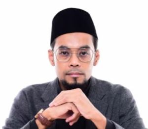 Noor Deros infobox.jpg
