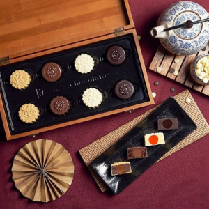 Awfully Chocolate 2018 Mooncake Collection.jpg